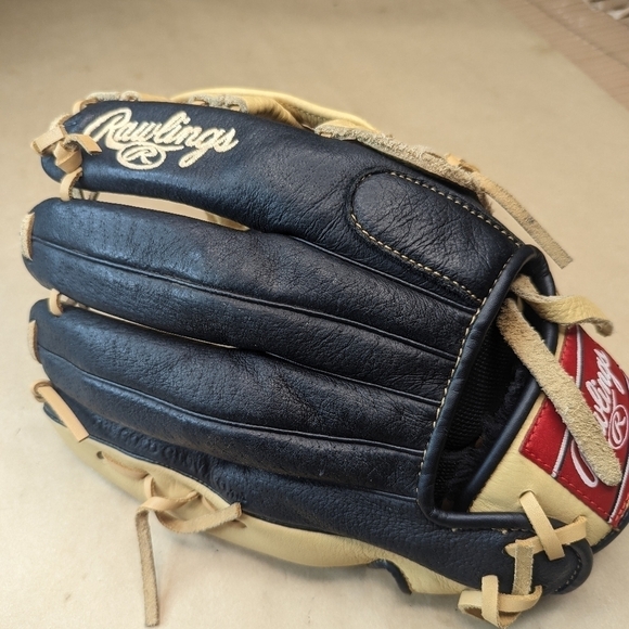 Rawlings P120CBH 12" Prodigy Series Sure Catch . New. Never used. Right hand thr - Picture 2 of 9